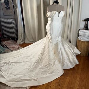 Anne Barge Fitzgerald Gown